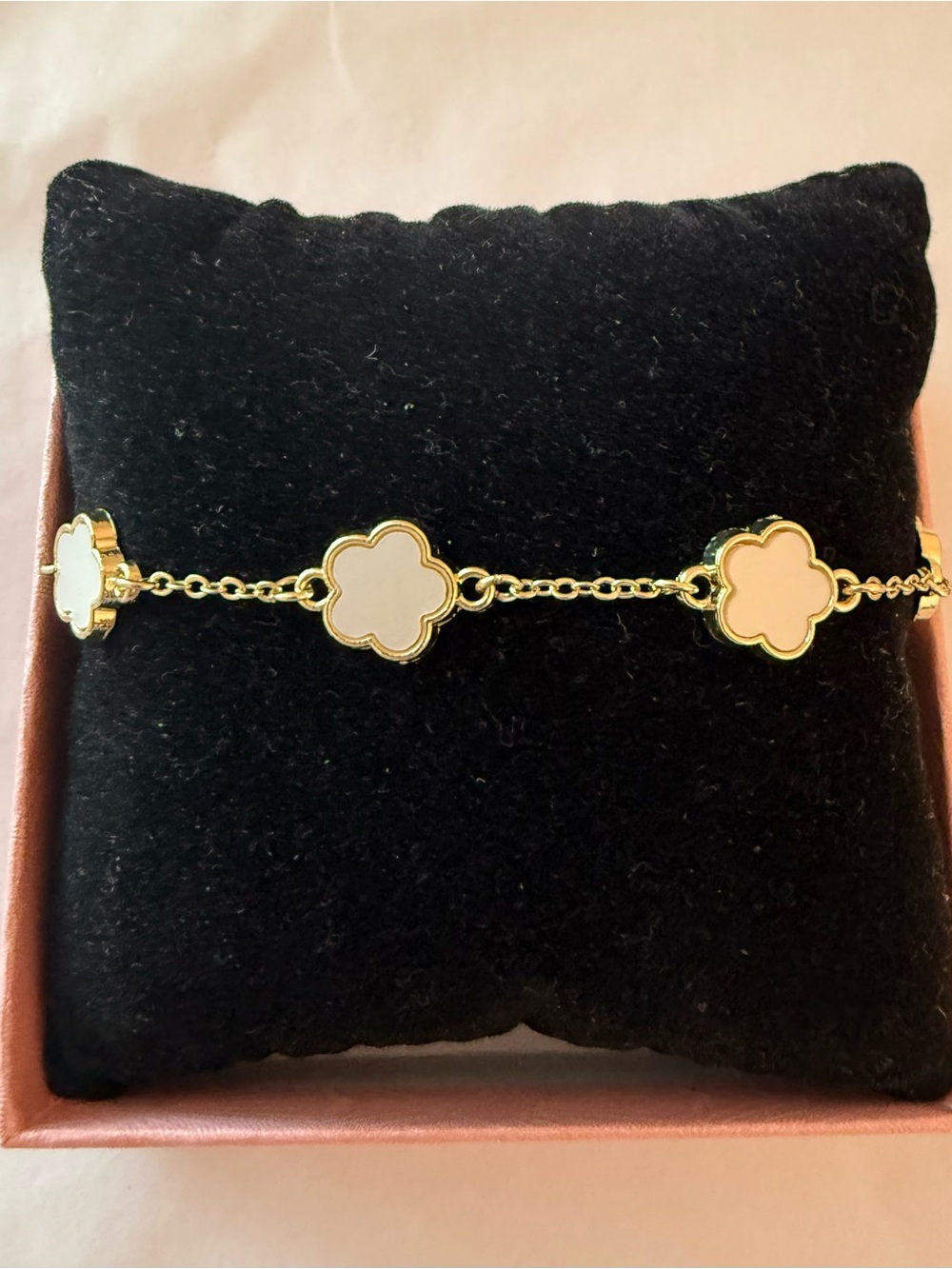 NWT Gold Clover Chain Bracelet with Cream Enamel Accents ( Teenage )